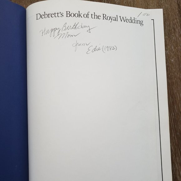 Debrett’s Book The Royal Wedding Official Souvenir Vintage Coffee Table Diana - Picture 9 of 16